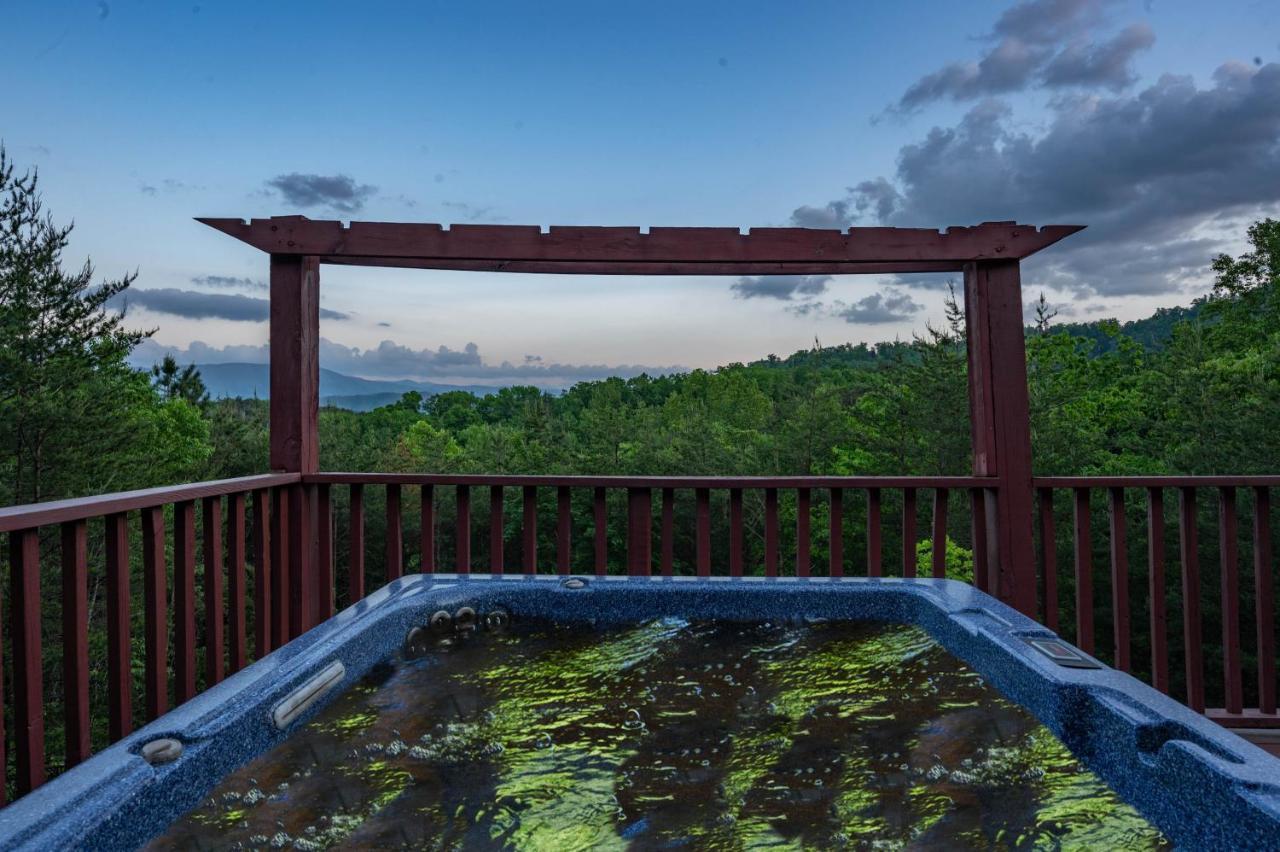 Private Mountain Cabin, Hot Tub Escape In The Smokies, With The View Sevierville Exterior foto